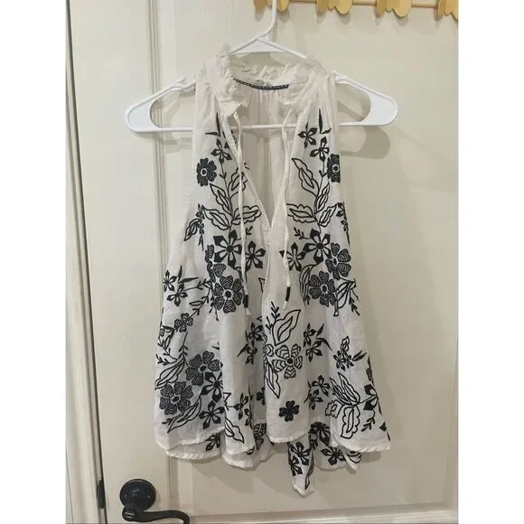 Anthropologie The Tavi Blouse by Pilcro: Tank Edition Size Small - Picture 3 of 7